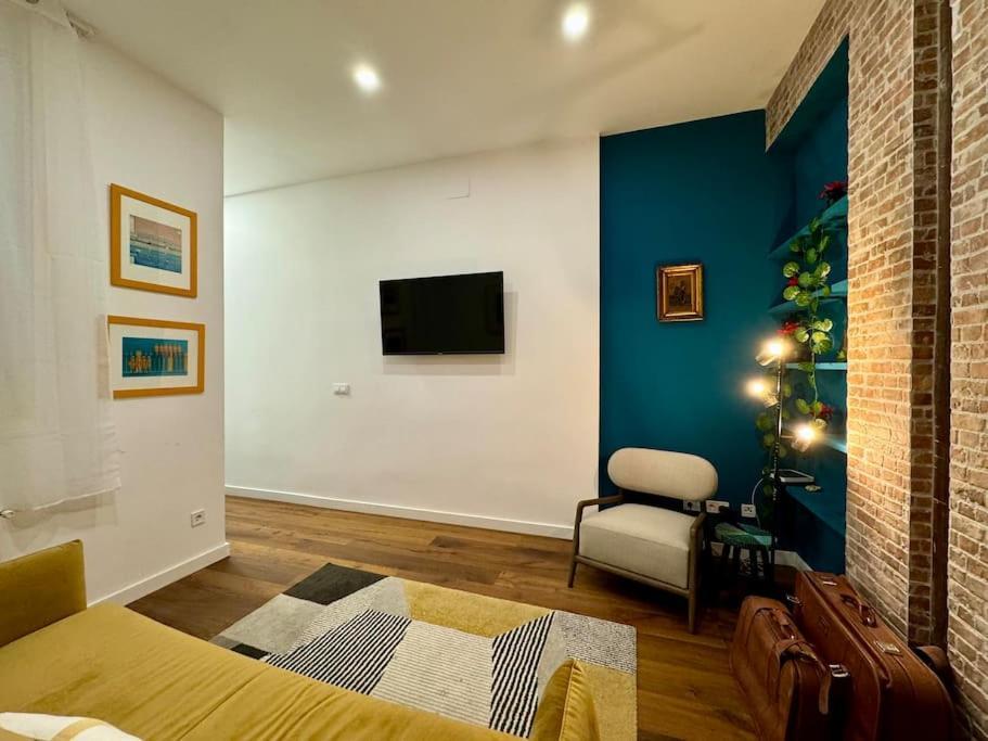 Cozy Beautiful Flat City Center Appartement Madrid Buitenkant foto