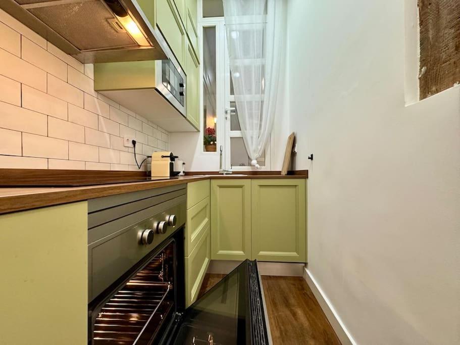 Cozy Beautiful Flat City Center Appartement Madrid Buitenkant foto